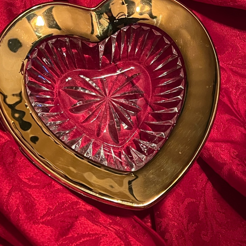 Crystal Clear Heart dish. Genuine Hand Cut Lead Crystal Heart with 1” gold   7”/